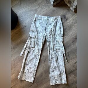 Women's Straight Leg Cargo Pants